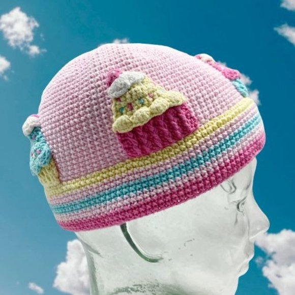 DayLee Design Hand Crochet Cupcake Beanie 1-2yr - Picture 1 of 13
